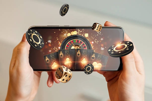 Free spins bonus round with stacked multipliers